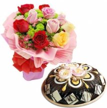 1/2 Kg Theobroma cheese Cake with 8 Mix roses