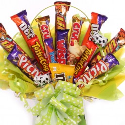 15 Mix chocolates in a bouquet