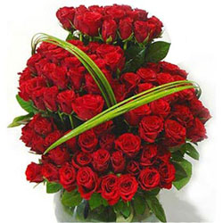 Basket of 100 red roses