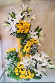 Lilies and roses yellow and white 4 ft stand