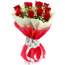 10 red roses bouquet